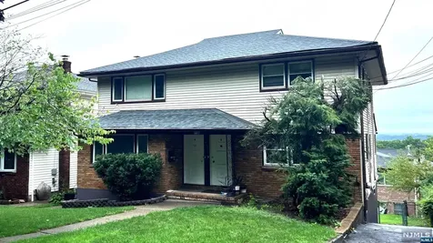 449 5th Street Palisades Park NJ 07650