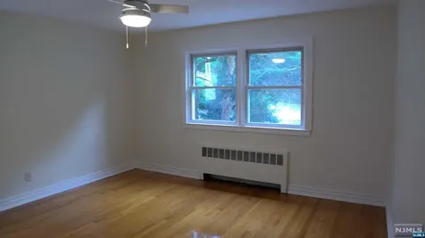449 5th Street Palisades Park NJ 07650