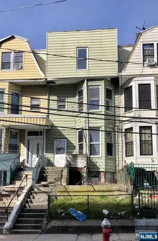 97 Clifton Place Jersey City NJ 07304