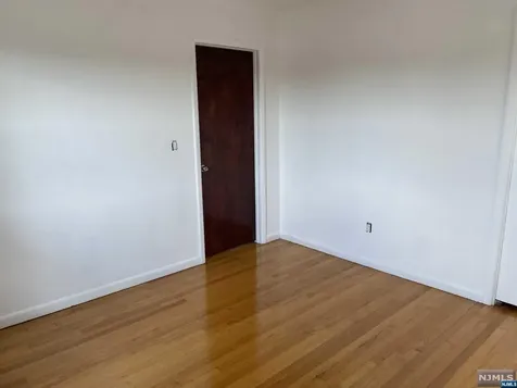 1535 11th Street Fort Lee NJ 07024