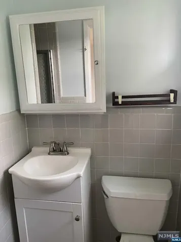 1535 11th Street Fort Lee NJ 07024