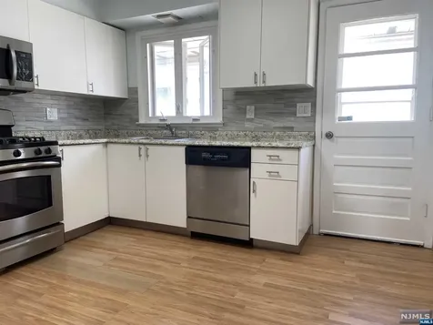 1535 11th Street Fort Lee NJ 07024