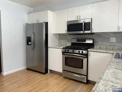 1535 11th Street Fort Lee NJ 07024