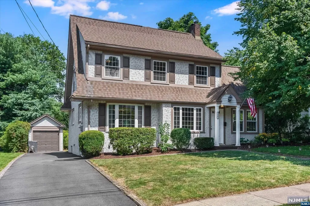 250 Gramercy Place Glen Rock NJ 07452