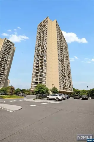 5 Horizon Road Fort Lee NJ 07024