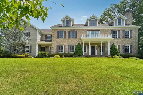 39 Meadow Lake Drive Mahwah NJ 07430