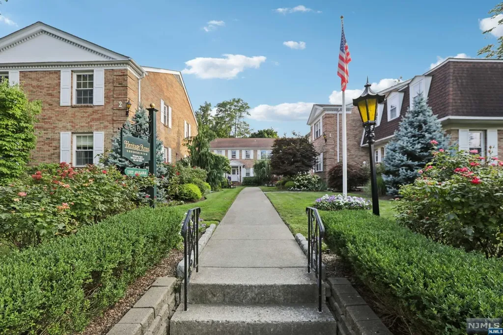 356 E Ridgewood Avenue Ridgewood NJ 07450