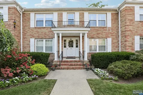 356 E Ridgewood Avenue Ridgewood NJ 07450