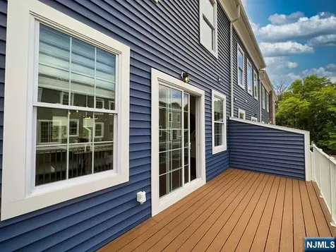 2 Parkside Lane Teaneck NJ 07666