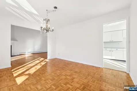 16 Ponds Circle Wayne NJ 07470