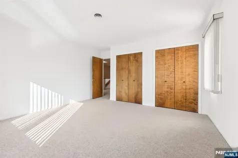 16 Ponds Circle Wayne NJ 07470