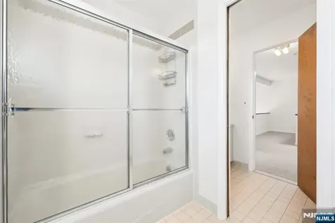 16 Ponds Circle Wayne NJ 07470
