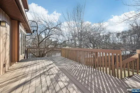 16 Ponds Circle Wayne NJ 07470