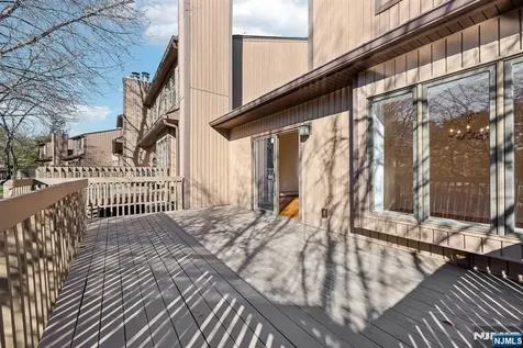 16 Ponds Circle Wayne NJ 07470