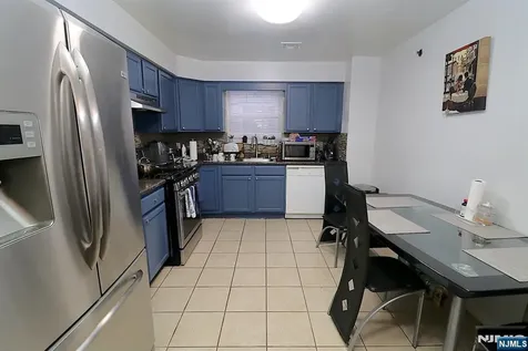 580 3rd Street Newark NJ 07107