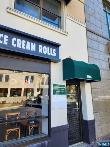 302 Main Street Fort Lee NJ 07024
