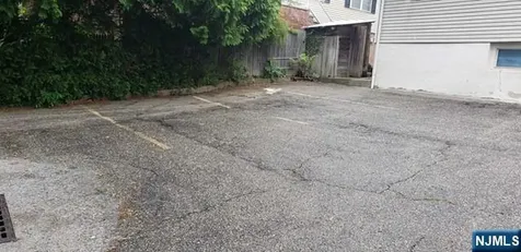 539 Broad Avenue Palisades Park NJ 07650