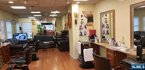 539 Broad Avenue Palisades Park NJ 07650
