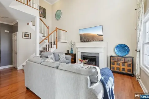 12 King Street Waldwick NJ 07463