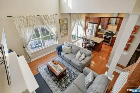 12 King Street Waldwick NJ 07463