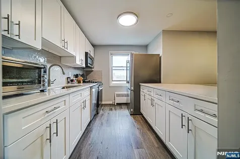 2320 Linwood Avenue Fort Lee NJ 07024
