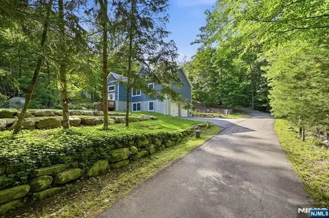 461 Brook Road Ringwood NJ 07456