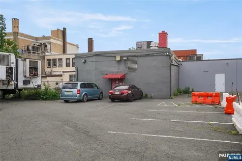 283 N Broad Street Elizabeth NJ 07208