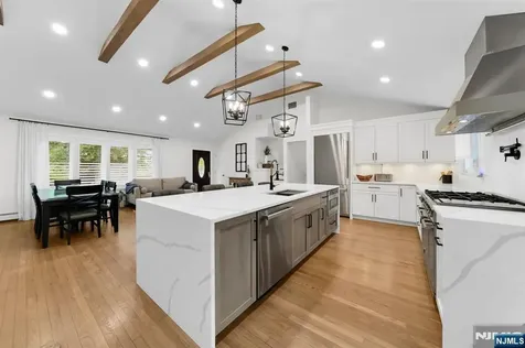 73 Seminole Wayne NJ 07470