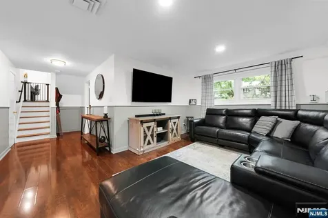 73 Seminole Wayne NJ 07470