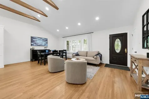 73 Seminole Wayne NJ 07470