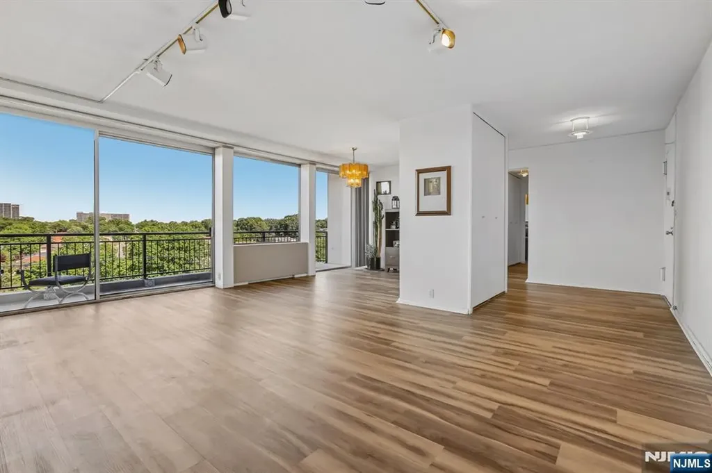 3 Horizon Road Fort Lee NJ 07024