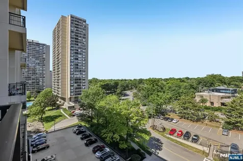 3 Horizon Road Fort Lee NJ 07024