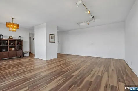 3 Horizon Road Fort Lee NJ 07024