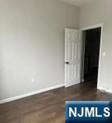 108 Peabody Place Newark NJ 07104