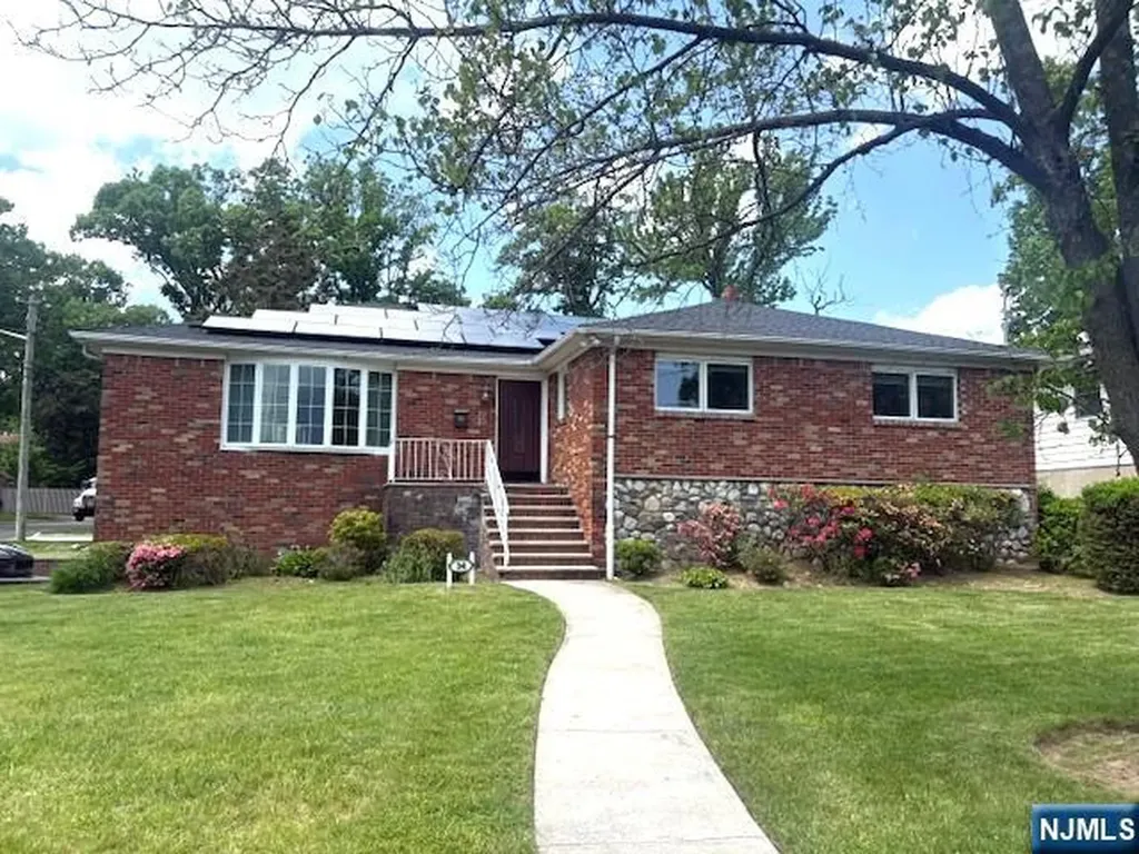 34 Marjorie Terrace Englewood Cliffs NJ 07632