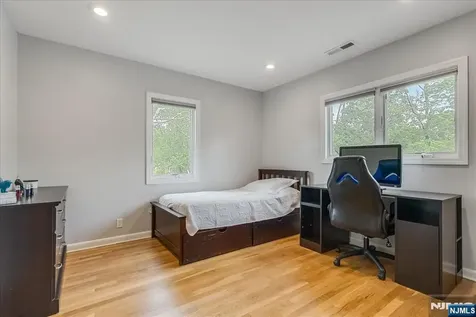 670 Swathmore Lane Paramus NJ 07652