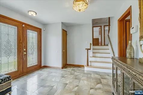 670 Swathmore Lane Paramus NJ 07652