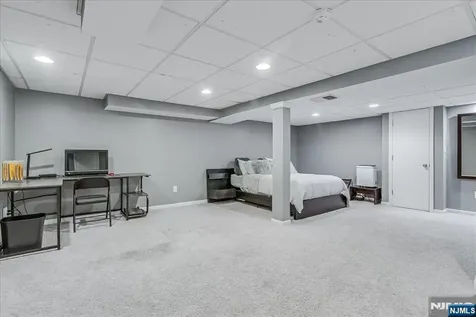 670 Swathmore Lane Paramus NJ 07652