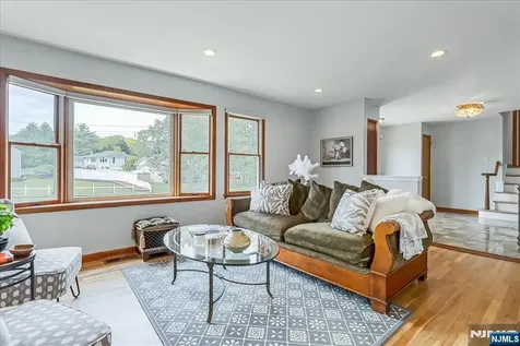 670 Swathmore Lane Paramus NJ 07652