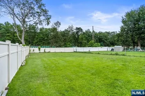 531 Chestnut Place Teaneck NJ 07666