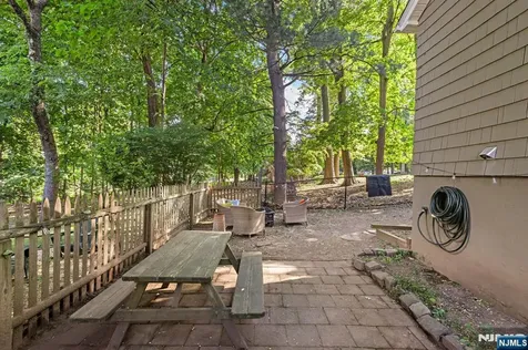 51 Ridgehurst Road West Orange NJ 07052