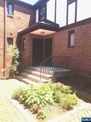 520 Broad Avenue Englewood NJ 07631