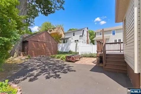 514 Bloomfield Avenue Nutley NJ 07110