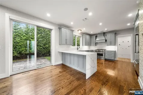 55 Cedar Street Cresskill NJ 07626