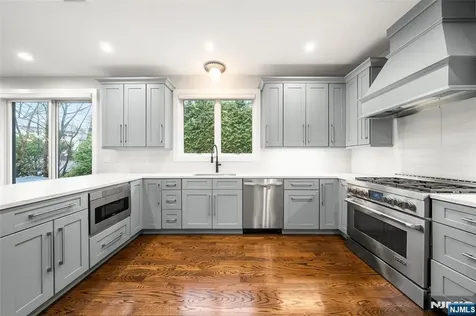 55 Cedar Street Cresskill NJ 07626
