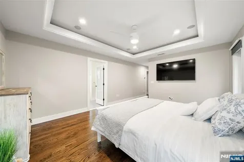 55 Cedar Street Cresskill NJ 07626