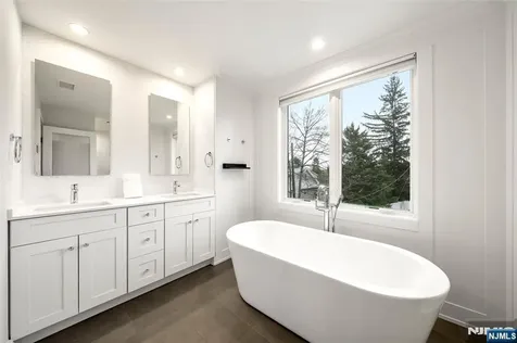 55 Cedar Street Cresskill NJ 07626