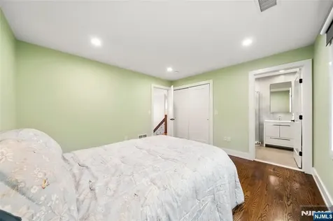 55 Cedar Street Cresskill NJ 07626