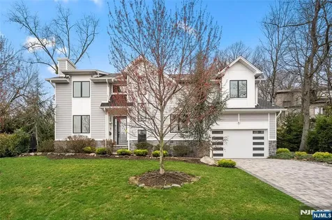 55 Cedar Street Cresskill NJ 07626