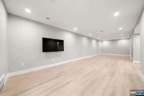 55 Cedar Street Cresskill NJ 07626